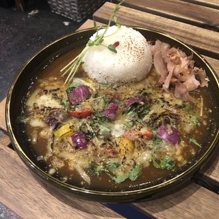 ジパング焼きチーズカレー(ジパングカリーカフェ 和風カレー ヒゲ ボウズ)