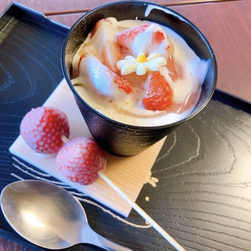 手毬(カカオ果)