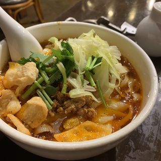 サンラー刀削麺(刀削麺・火鍋・西安料理 XI’AN(シーアン)新宿西口店)