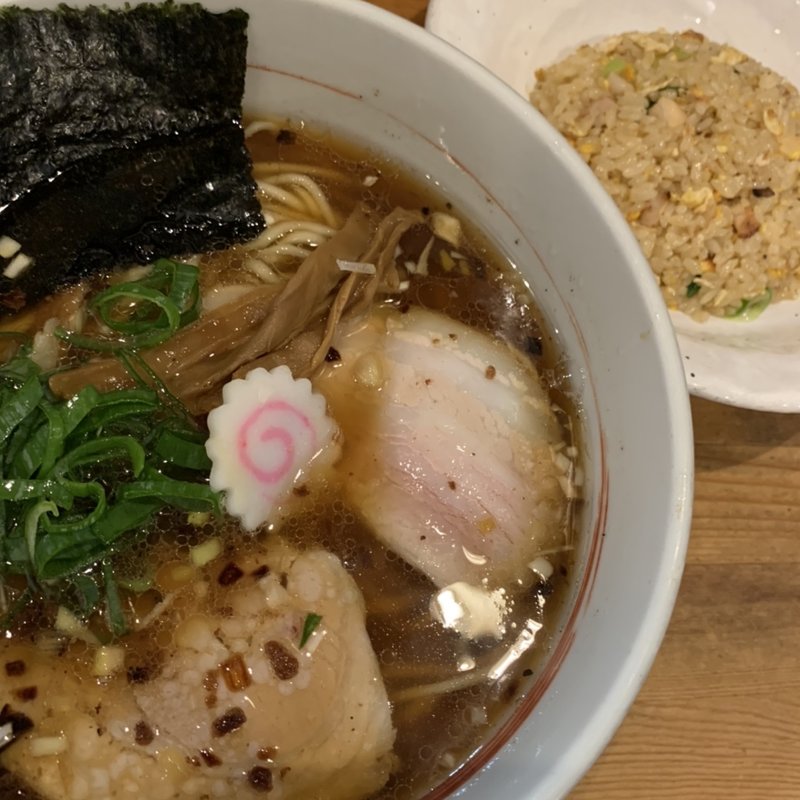 半ちゃんセット(醤油らーめん)(塩元帥 本店 （しおげんすい）)