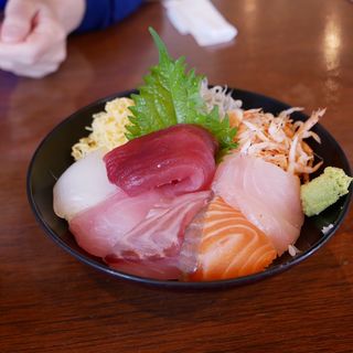 海鮮丼(伊豆高原ビール 伊東マリンタウン店 （イズコウゲンビール）)