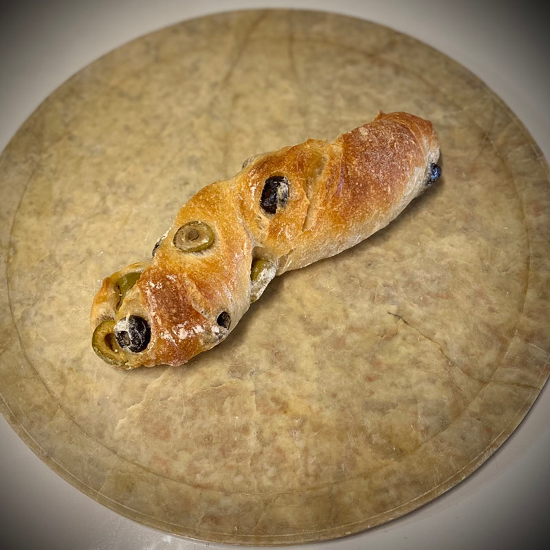 オリーブのリュスティック(callas pain（カラスパン）)