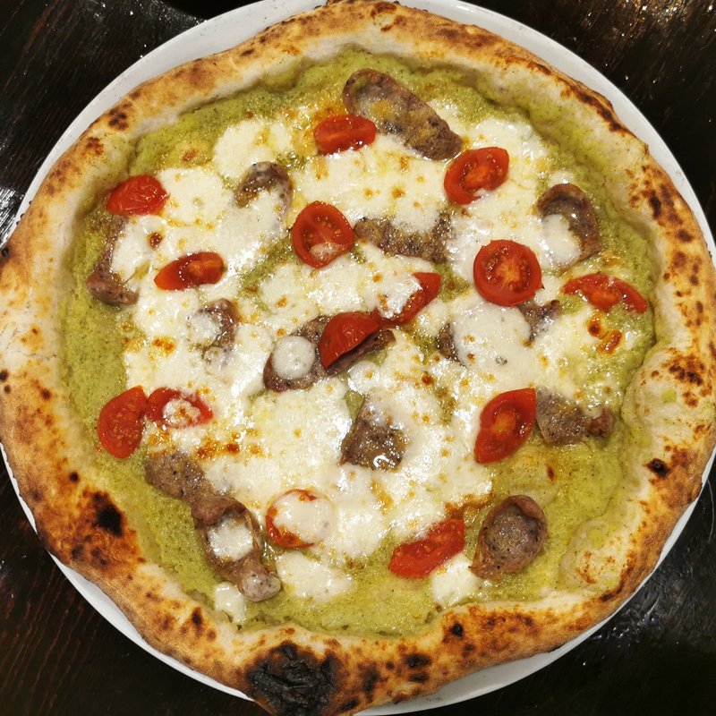 サルシッチャ エ ブロッコリー(ラ・ピッコラ・ターヴォラ)