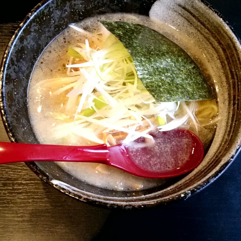 豚骨醤油(麺屋 月影)