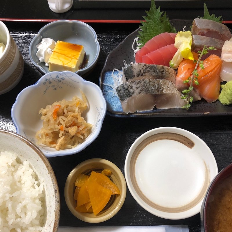 刺身五種盛り合せ定食(八丁堀 朋（ハッチョウボリ トモ）)
