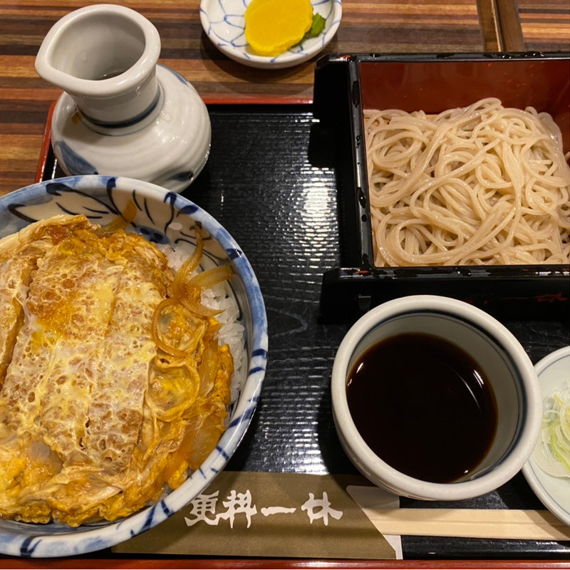 ミニかつ丼セット(更科一休 ジョイナス店 )