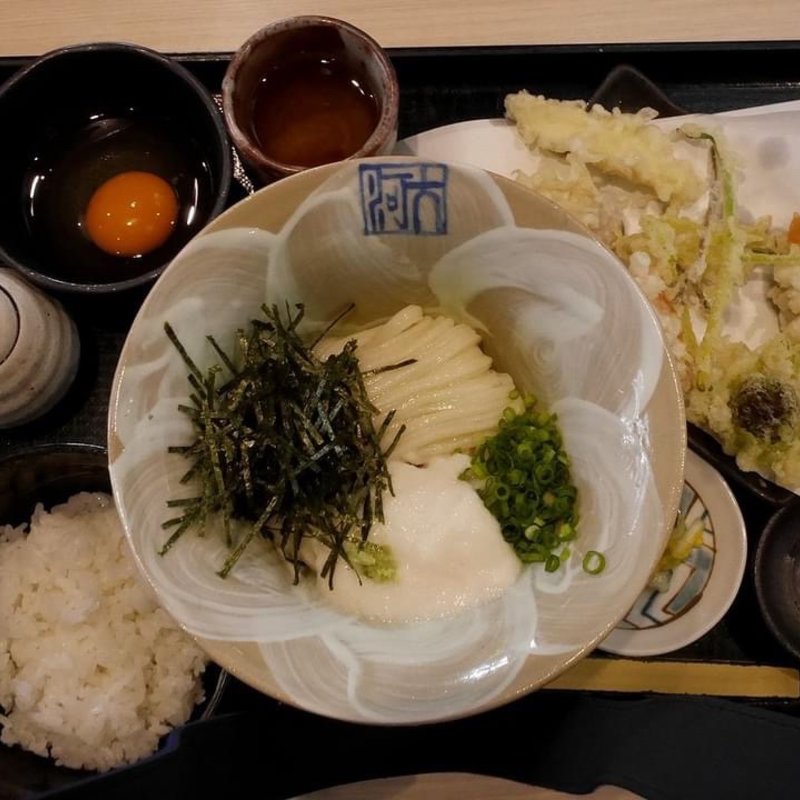 おすすめセット(本格手打ちうどん大河)