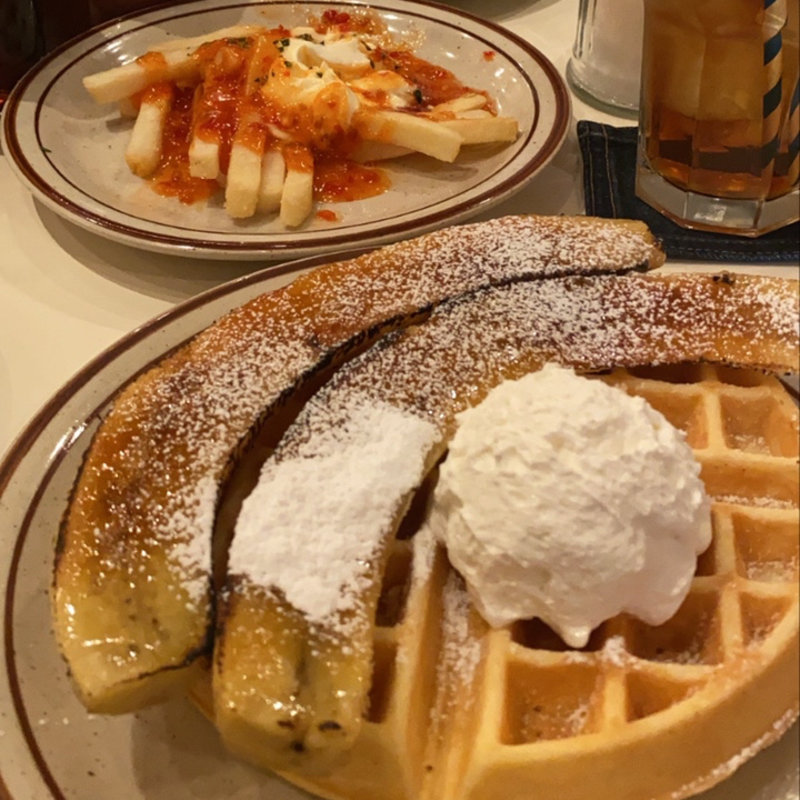 バナナキャラメルワッフル(cafe Hohokam （カフェ ホホカム）)