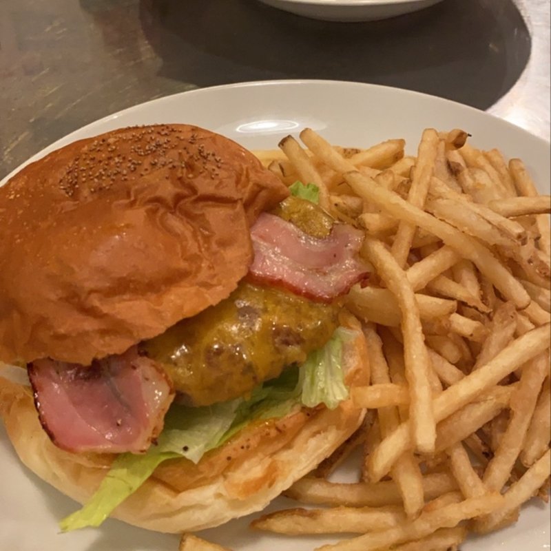 ベーコンチーズバーガー(サニーダイナー 本店 （SUNNY DINER）)