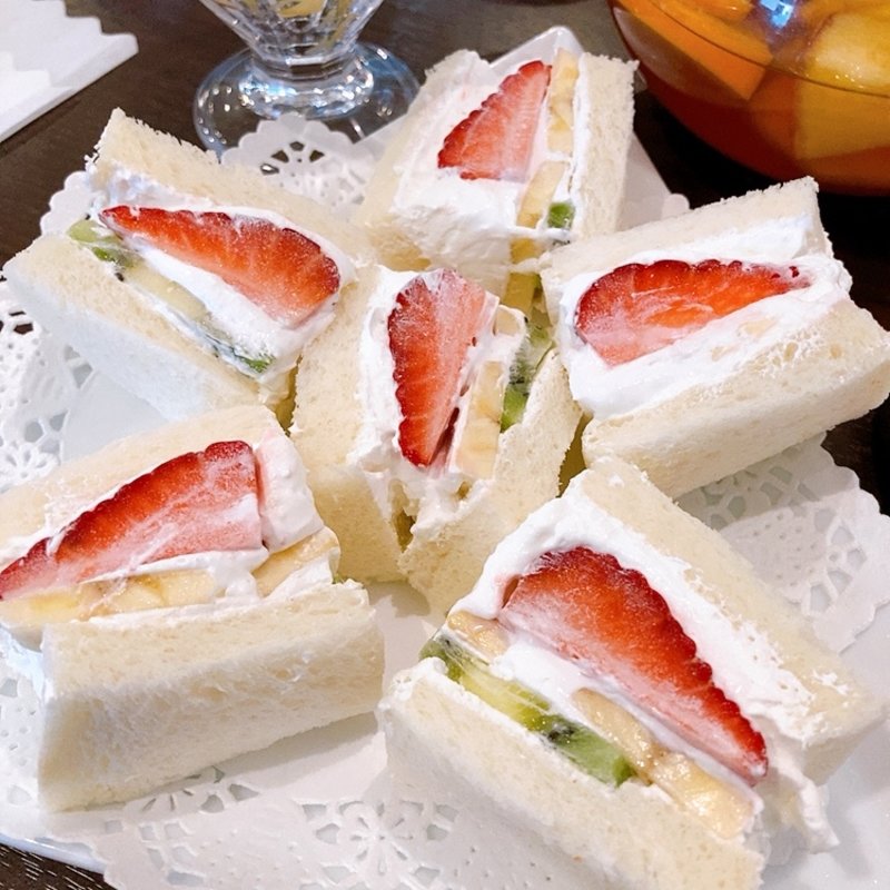 フルーツサンド(メルシィ )