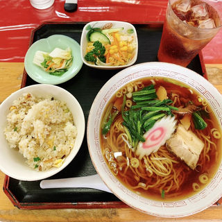 ラーメンBセット(ラーメン とん吉)