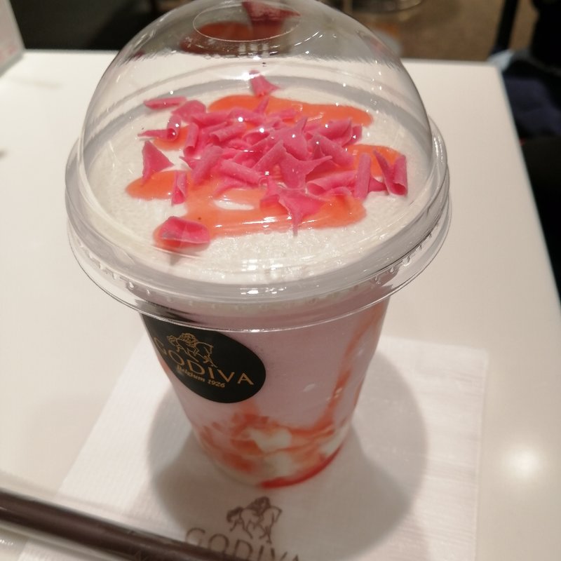 ショコリキサーサクラ(ゴディバ 天神地下街)