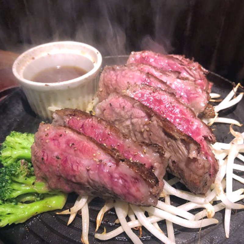 ダイナマイト牛ステーキ 150g(成増ダイナマイト酒場グレート)