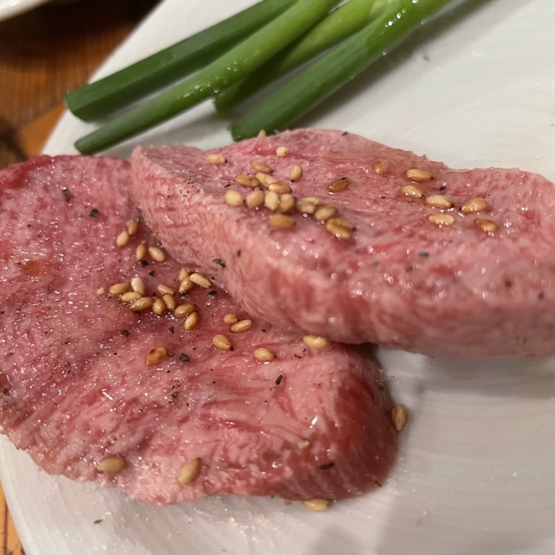 牛タン上焼(肉人 ホルモン焼き 下北沢店)