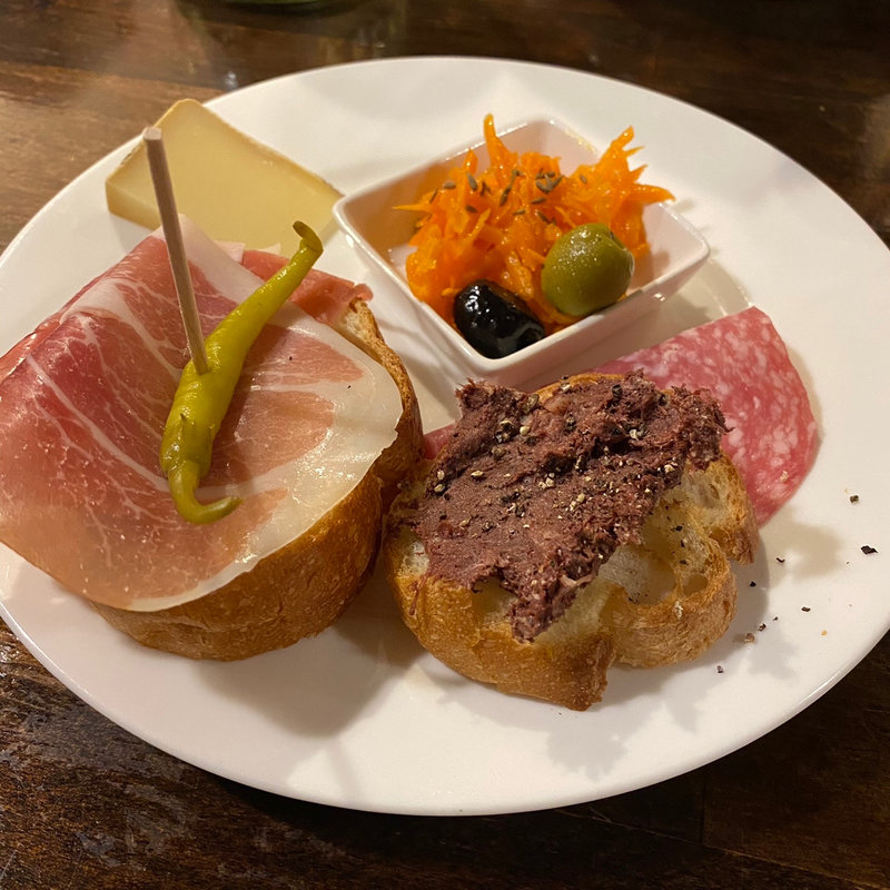 ワンプレートおつまみ(一人前)(ワインスタンドPON!)