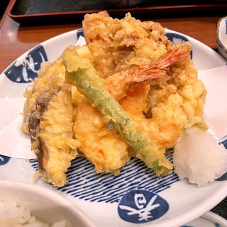 天ぷら定食(やゆよ·食事屋)