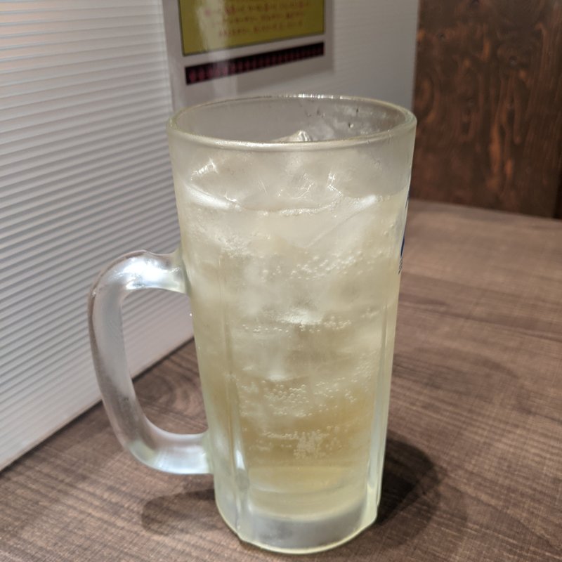 MEGAハイボール(やきとん酒場 ぎんぶた ゲートシティ大崎店)