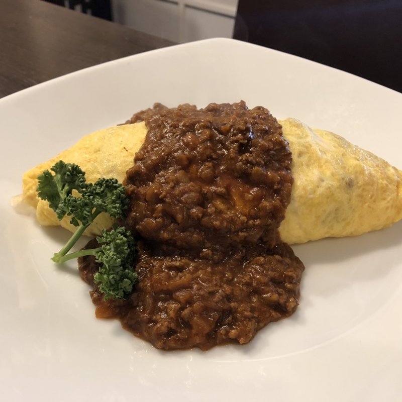 キーマカレーオムライス(ビストロFumi)