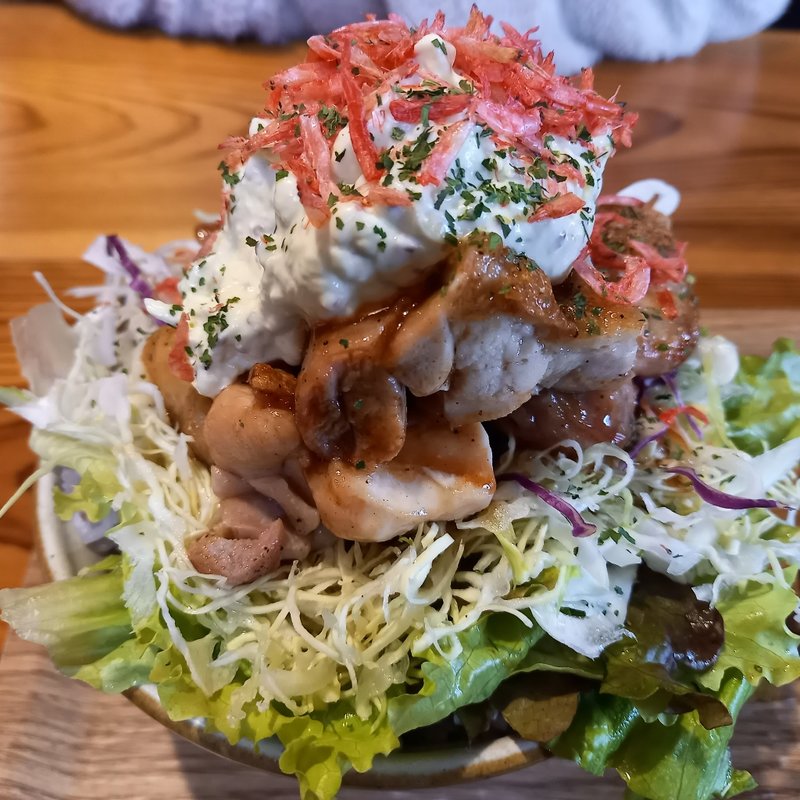 春丼(カフェ マシコビト （カフェMashiko-Bito）)