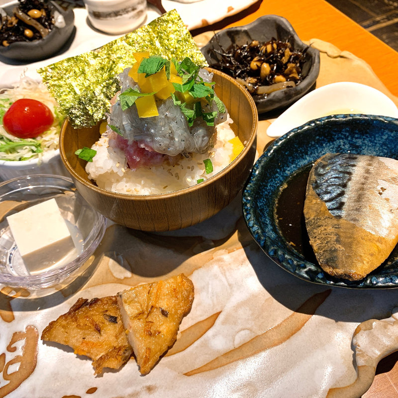 (夢処 漁師めし 雑魚や )