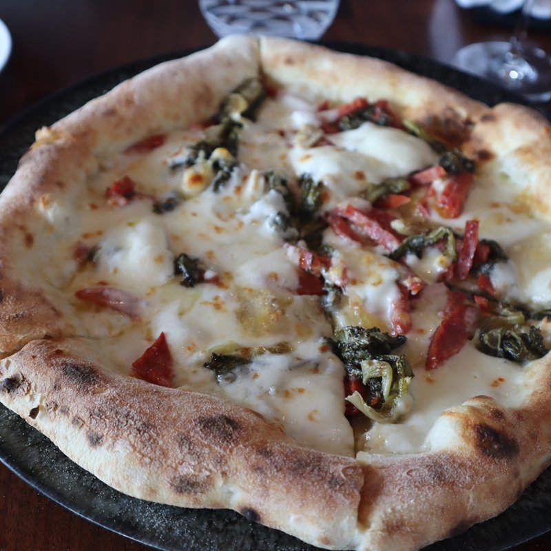 ピザ(ピニェート)