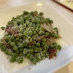 えんどう豆の前菜(トラットリア バール イル ポルトローネ)