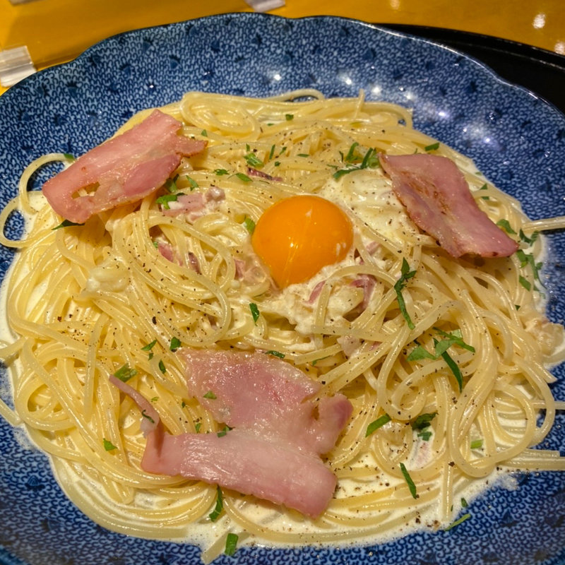 カマンベールチーズとカリカリベーコンのカルボナーラ(洋麺屋五右衛門 イオンモール京都桂川店)