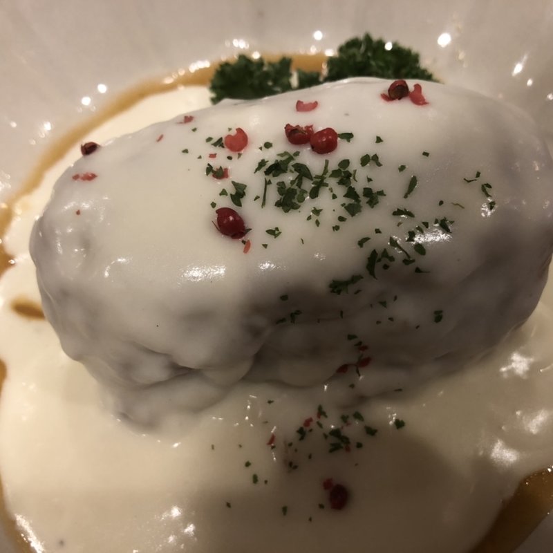 ロールキャベツ ホワイトソース(ロールキャベツとハンバーグ専門 Kitchen Roven 八丁堀（キッチンローブン八丁堀）)