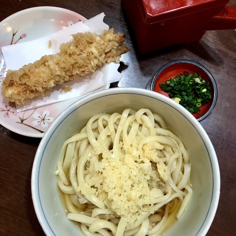 あげ玉生じょうゆうどん あつあつ(やしま 富ヶ谷店)