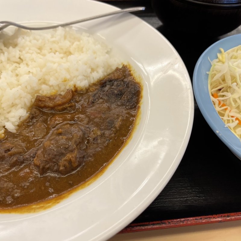 カレーに生野菜(松屋 和光白子店 （わこうしらこてん）)
