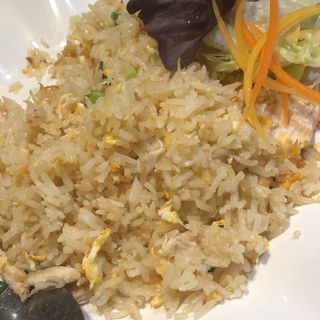 ガパオ炒飯(カジュアルタイレストラン オーキッドキッチン)