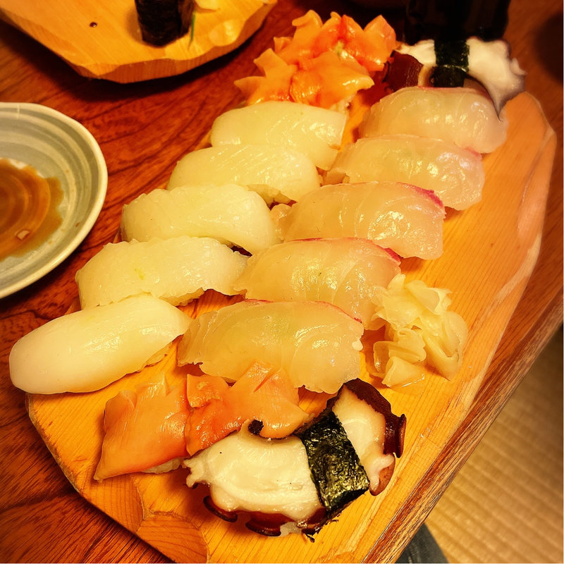 たこ・赤貝 ・イカ・他(いろは寿司 本店)