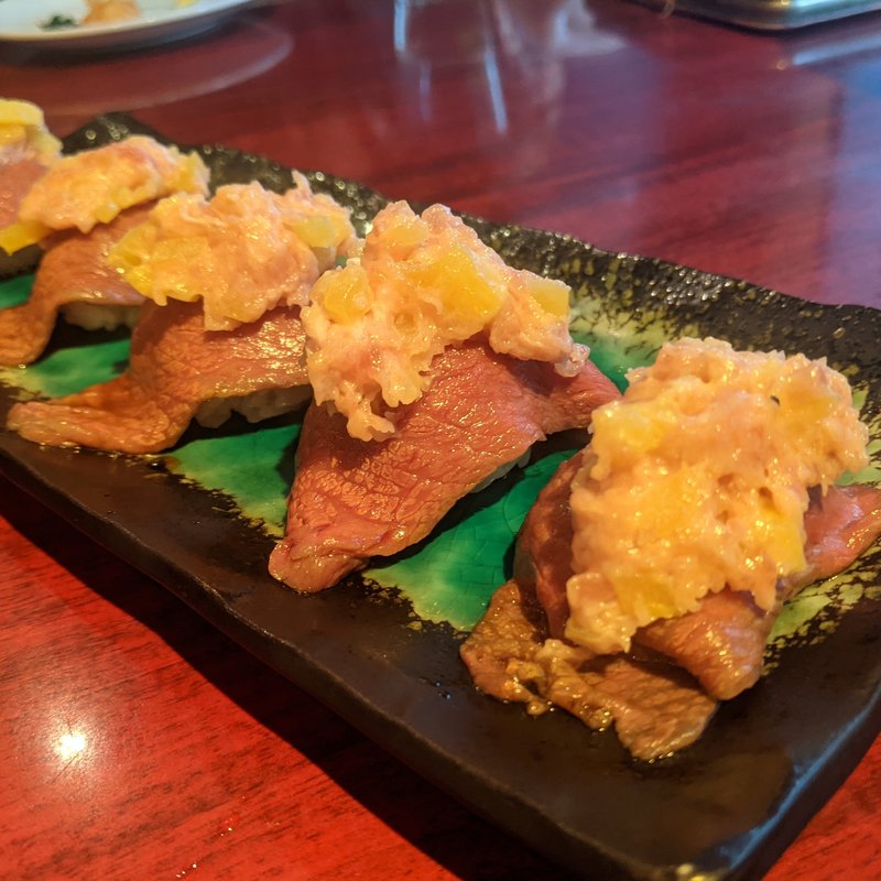 まぐろトロタクのせ至福の握り(にくがとう　人形町店)