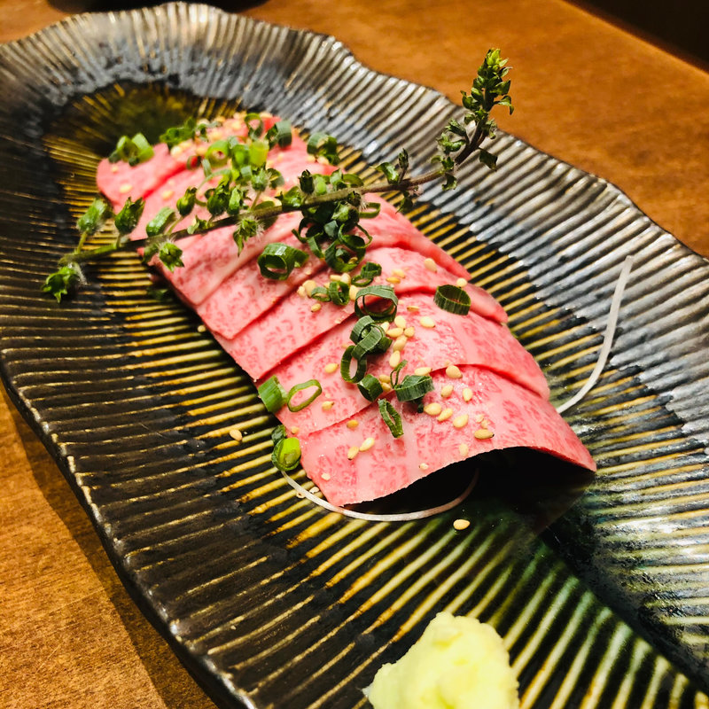 肉刺し(静龍苑)