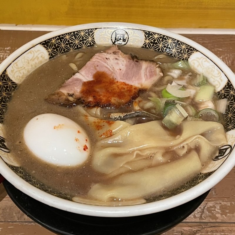 すごい煮干しラーメン(ラーメン凪 下北沢店)