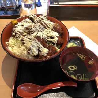 メガ盛りソースカツ丼(風笑り家)