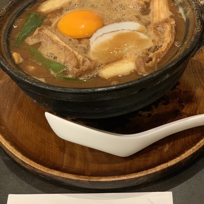 黒豚入り味噌煮込みうどん(山本屋　今池)