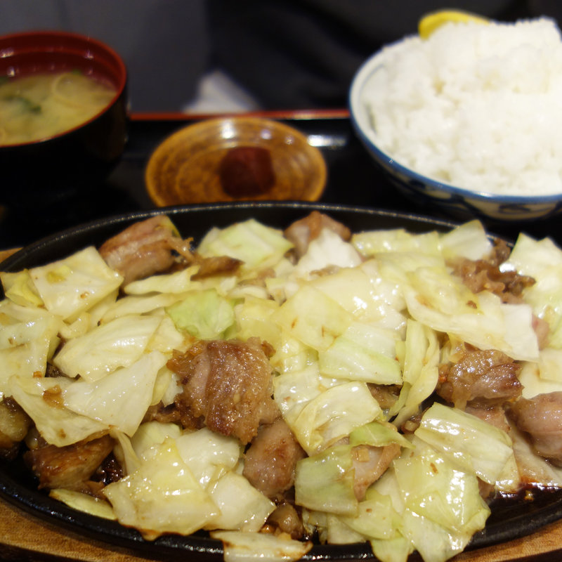 辛みそ鉄板焼肉(竹ちゃん亭 博多バスターミナル店)