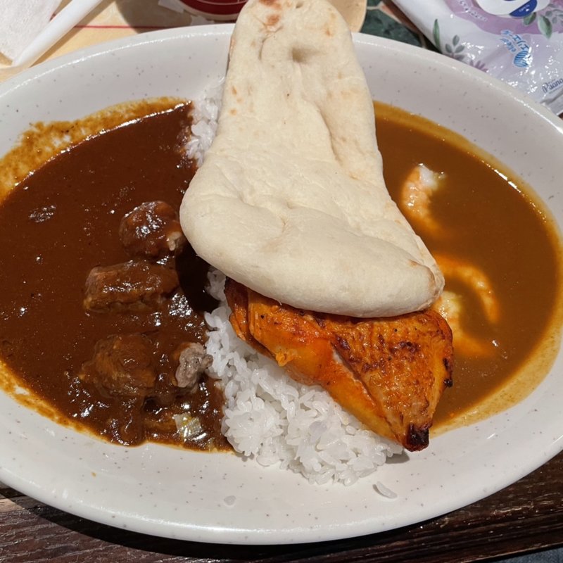 コンビカリー(カスバフードコート)