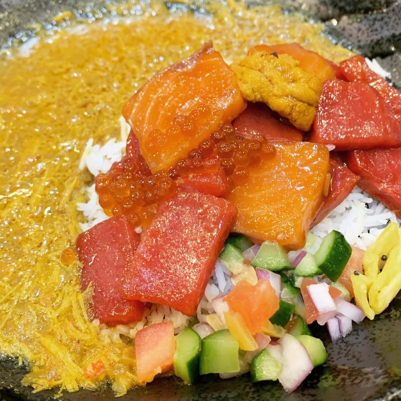 土曜日限定　ズワイと本鮪の海鮮カレー(ジャパニーズスパイスカリーワッカ)