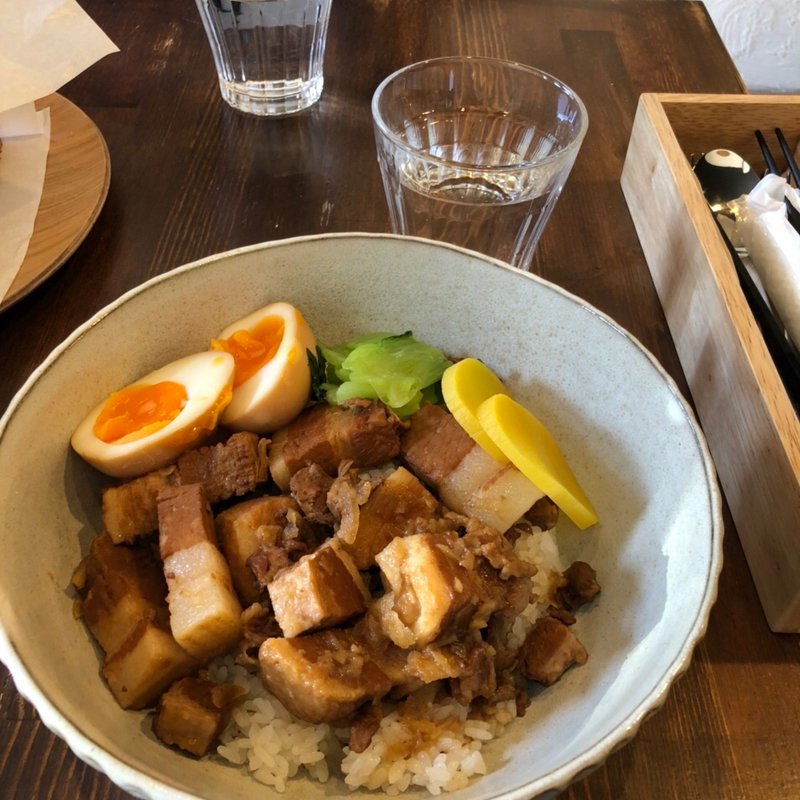 ルーロー飯(cafe 4rest)