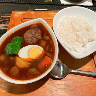 ハンバーグのカレー(鴻 オオドリー 本店)