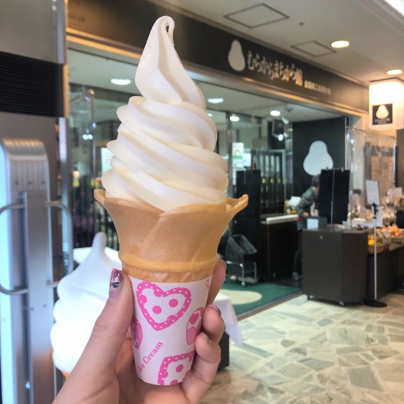 ろくじか新鮮ミルクソフトクリーム(むらからまちから館 （ムラカラマチカラカン）)