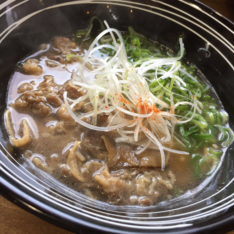 くろ (牛肉ラーメン )(麺や のぉくれ  岩国店)