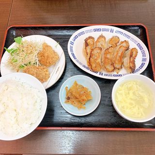 焼き餃子定食(陳記饅頭)