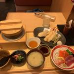 天ぷらとお刺身の定食