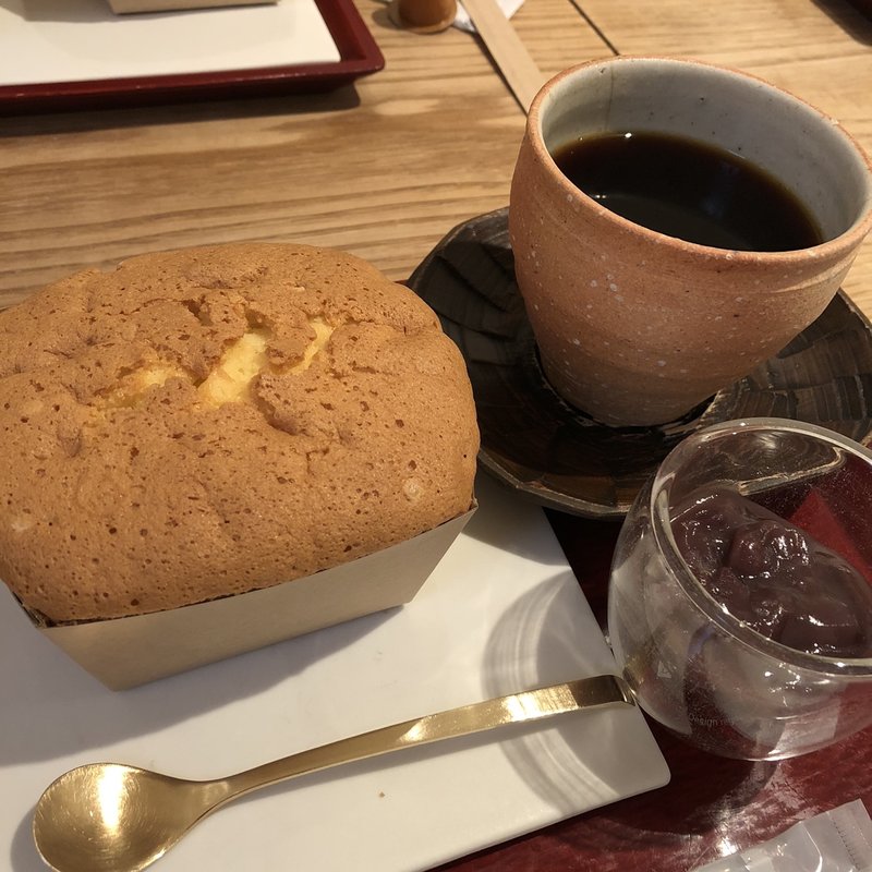 八幡カステラセット(ラ・コリーナ 近江八幡店 （La Collina）)