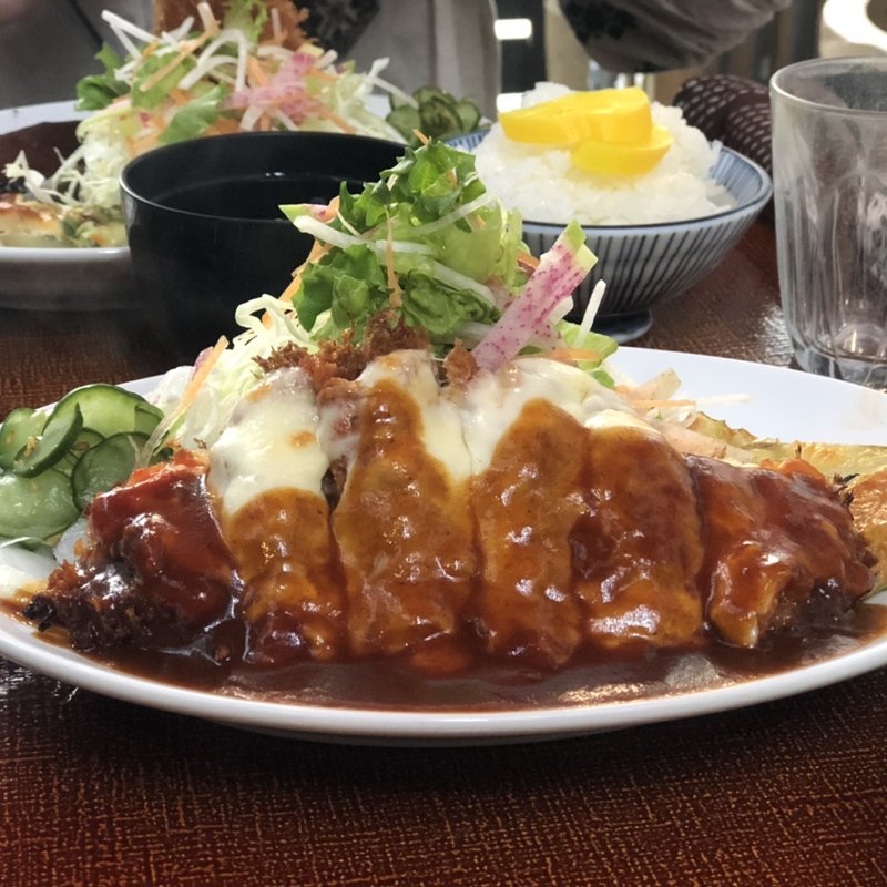 豚ヘレチーズ焼き(洋食の朝日 （ヨウショクノアサヒ）)