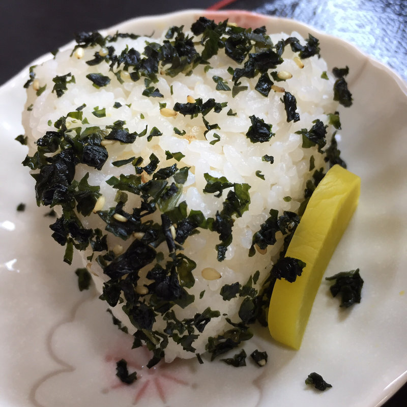 おむすび(しそわかめ)(山ちゃん  （やまちゃん）)