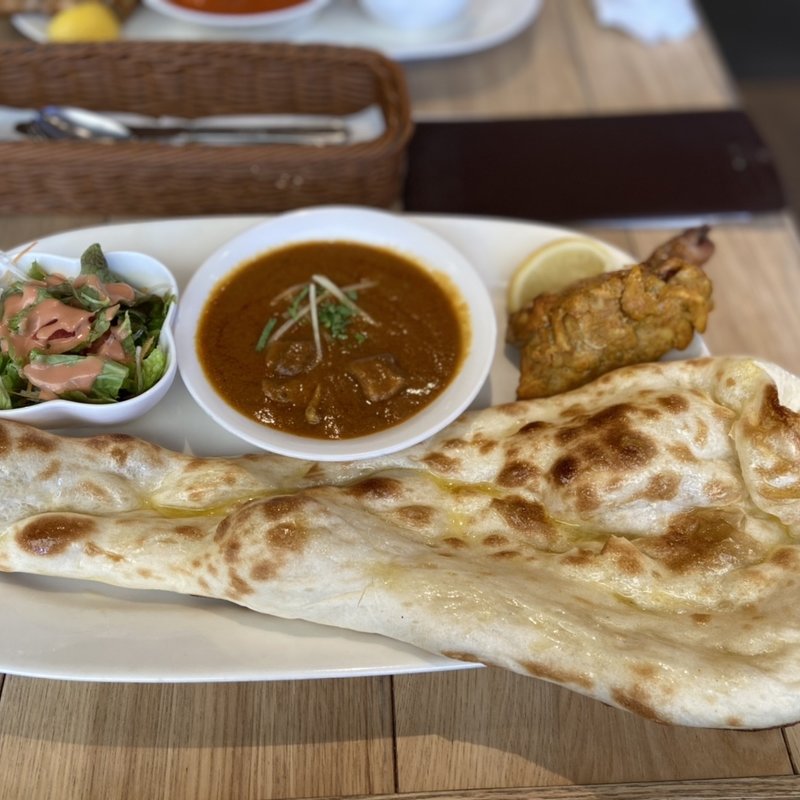 タンドリーチキンランチ(インド料理 アクバル たまプラーザ店)